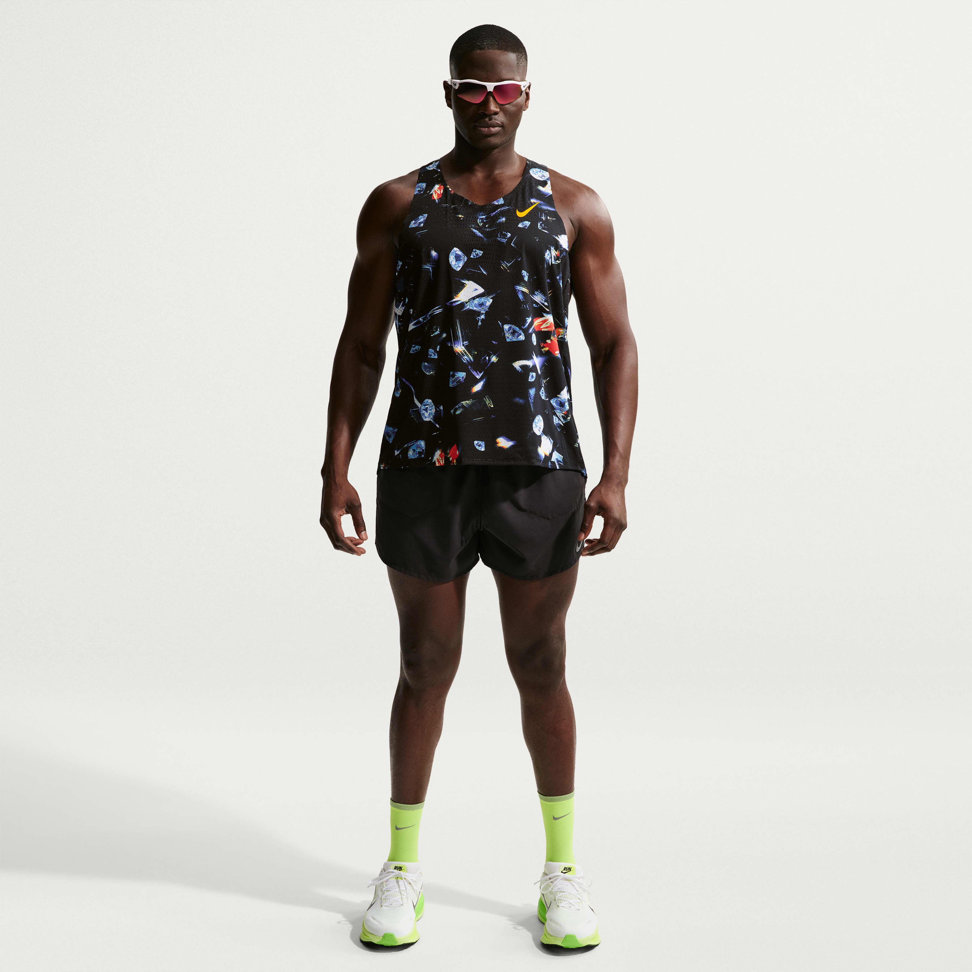 Nike AeroSwift Men's Dri-FIT ADV Running Singlet | The Summit Nike AeroSwift Men's Dri-FIT ADV Running Singlet | The Summit